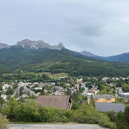 Terrasse Adroit T2 Barcelonnette - Wi-Fi Gratuit - 7 Couchages Apartment ภายนอก รูปภาพ